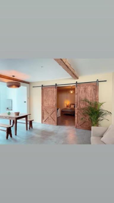 Superbe Appartement Avec Jacuzzi Et Jardin Prive Marlhes Екстер'єр фото
